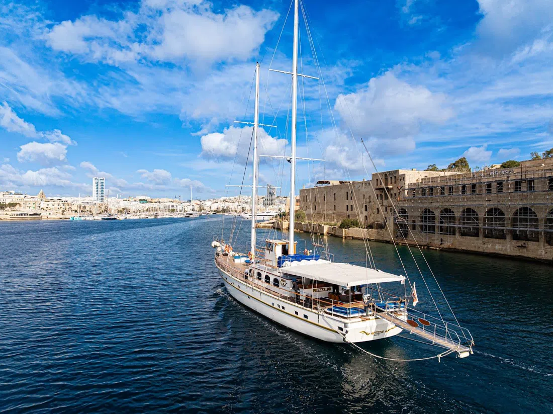 Hera Cruises, St Julian's