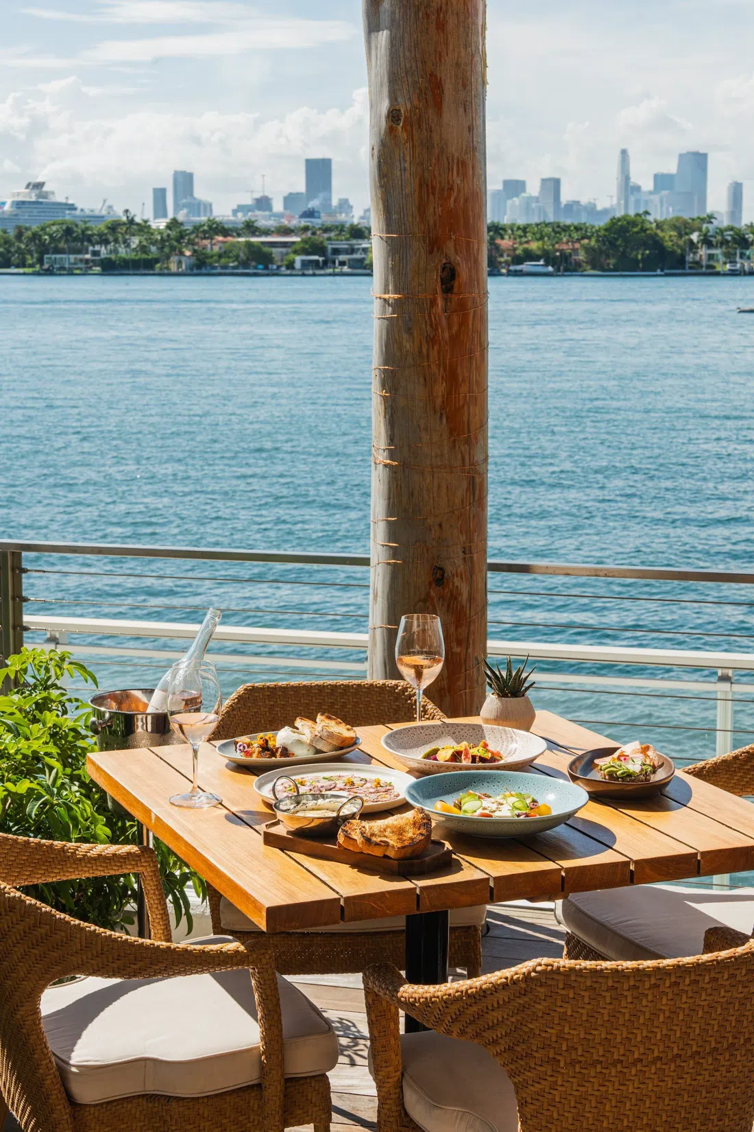 Baia Beach Club, St Julian's